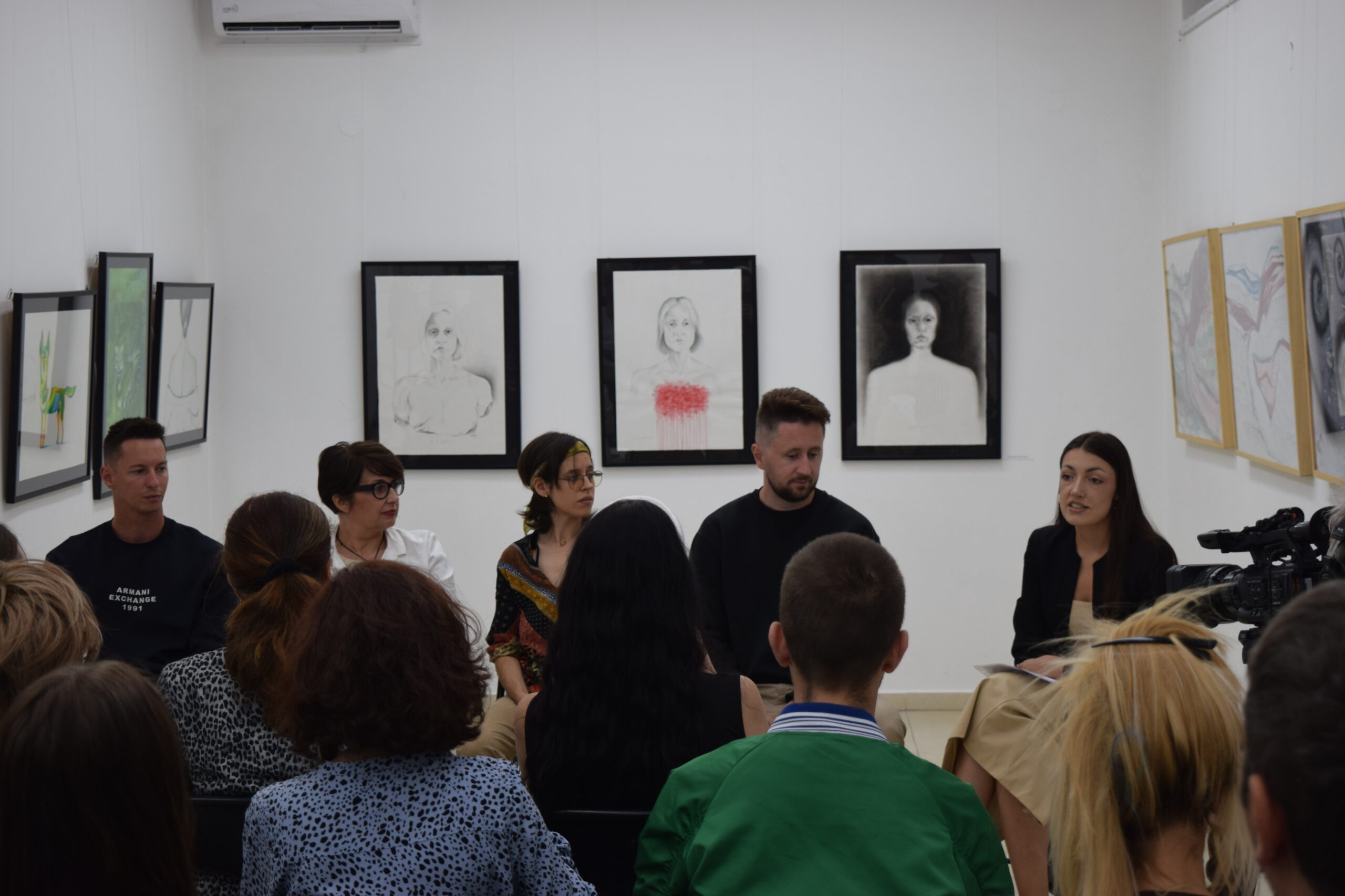 Read more about the article Polekol je na 12. Artfemine festivalu govorio na tribini „Umetnost otpora“ u Nišu
